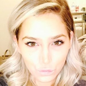 Meet your Posher, Susana